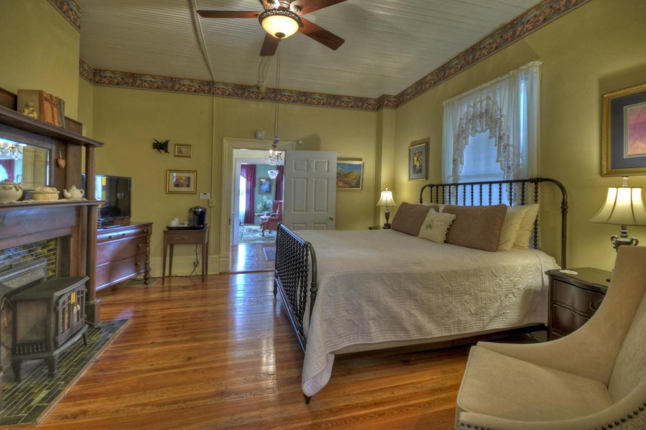 Blue Ridge Inn Bed And Breakfast Екстер'єр фото