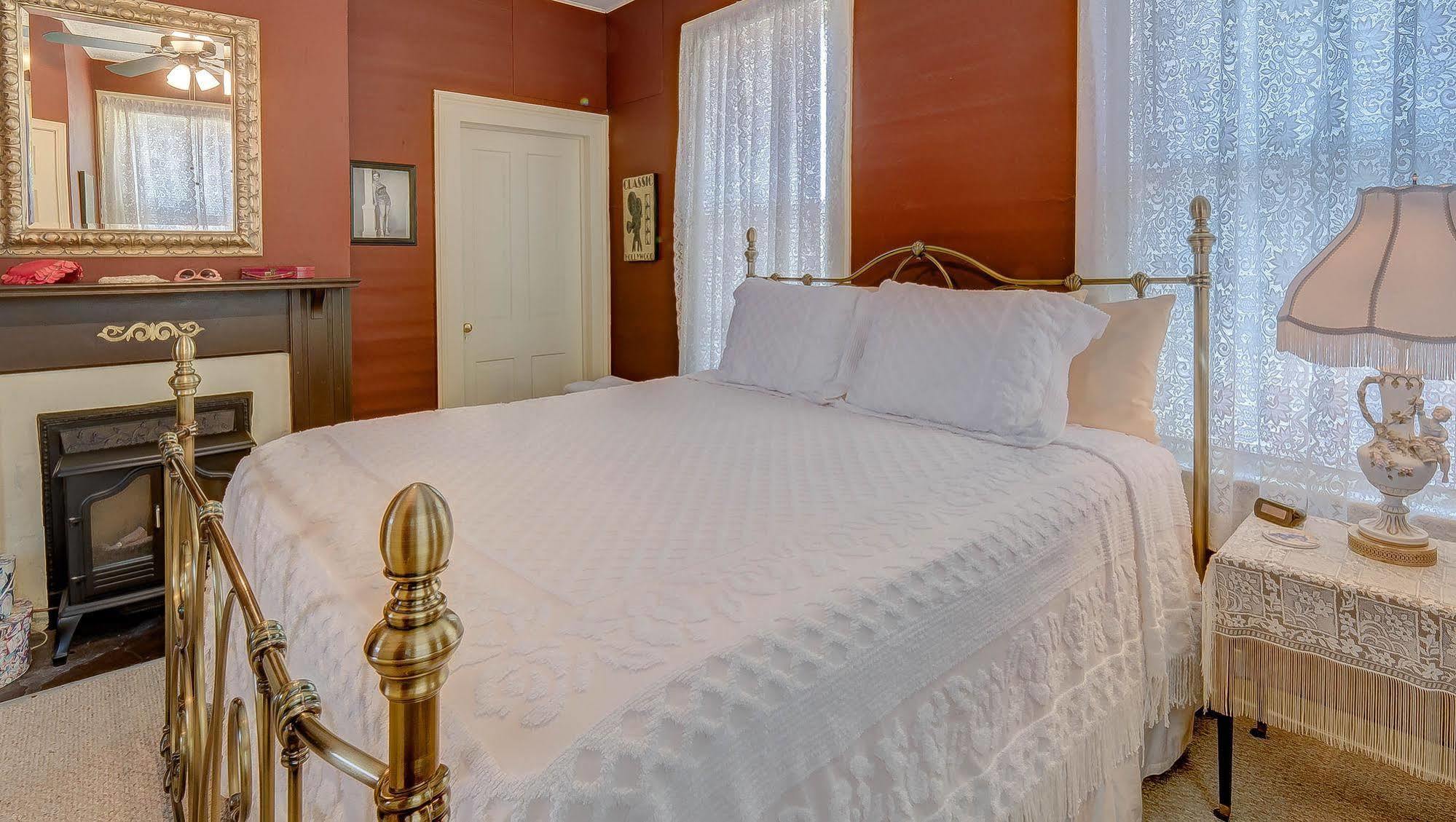 Blue Ridge Inn Bed And Breakfast Екстер'єр фото